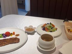 -晶雅花园西餐厅(南京首店)
