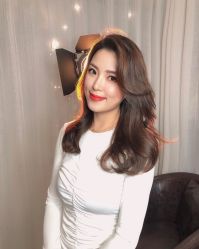 -十六番发型师事务所