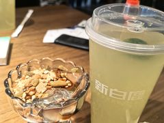 -新白鹿餐厅(滨江银泰店)