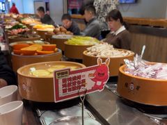 -龍歌自助小火锅(市南金茂湾店)