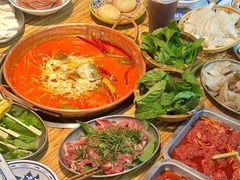 -洱火云南酸菜牛肉火锅(石景山当代商城店)