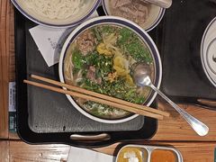 -云阿蛮云南生烫牛肉米线(奉贤路店)