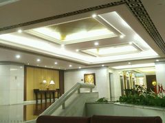 -广东大厦酒店(广州北京路步行街纪念堂地铁站店)