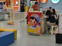 -蓝旗亲子游泳(范湖万达广场店)