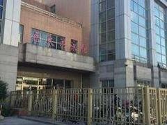 -医科大学游泳馆