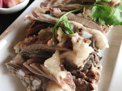 手抓羊肉-金月楼清真无酒餐厅
