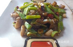 Pepper Stir-fried Intestines