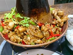 干锅牛蛙-文记沸腾鱼(永安路总店)