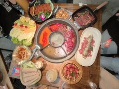 -热火朝天鲜切牛肉火锅(南强街巷店)