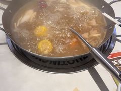 -左庭右院鲜牛肉火锅(金山万达店)