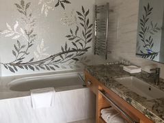 -上海静安香格里拉大酒店