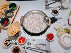 -烹然四季椰子鸡火锅(姚家园万象汇店)