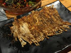 -海拉尔碳烤羊腿烤鸽子(吕营店)