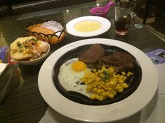 -豪客来牛排(府河店)