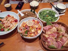 -老滇山寨•云南特色菜•地方菜•民族风情歌舞表演(金碧店)