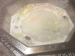 -佬土鹅肠火锅(解放路店)