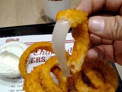 -The Habit Burger Grill 哈比特汉堡(爱琴海店)