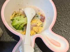 -蝴蝶里·粤菜·点心(滨江龙湖店)