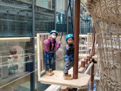 -PIPIKINGDOM皮皮王国欢乐号(欢乐海岸购物中心店)