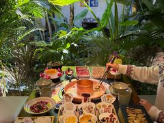 -菌自由丨野生菌火锅特色庭院餐厅(丽江古城店)