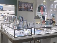 -GOOMI久米眼镜·蔡司·依视路·明月官方授权店(龙德紫金店)