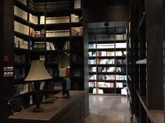 钟书阁-钟书阁(松江泰晤士小镇店)