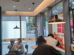 大堂-汉堡王(北京三里屯购物中心)