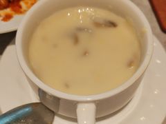 -必胜客(WOW南雄店)