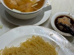 -麦奀云吞面世家 山顶店(山顶广场店)
