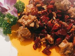 -本来精品川菜(嘉里中心店)