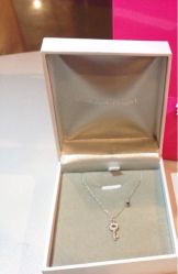 iphone_upload_pic-上海彩妆秀摄影设计有限公司