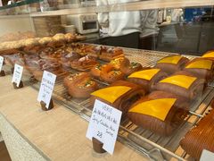-VERIE BAKEHOUSE