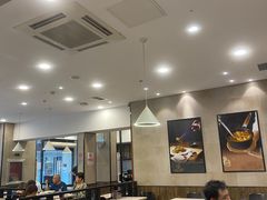 大堂-康师傅私房牛肉面(马泉营奥莱店)