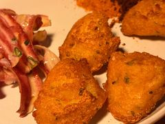 好朋友洋芋粑-毛辣果·酸(OHA复兴西路店)