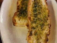 餐前蒜香法包-PIZZA BIANCA(万象城店)