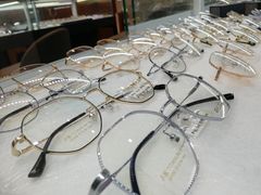 -回瑞眼镜·蔡司·依视路官方授权店(广益路万达店)