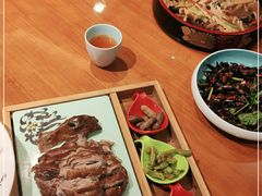 -有红鸡毛店·川菜(建设路店)