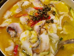 酸汤黑鱼片-锦園(伊势丹美食城店)