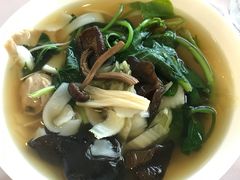 -世鸿大酒店(宁德站店)