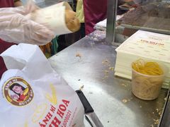 -Bánh Mì Huynh Hoa