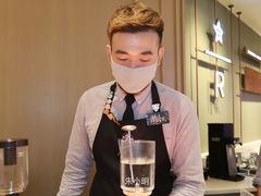 -星巴克臻选(上海陆家嘴中心店)