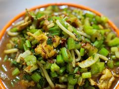 鸡肉炒米粉-玲玲米粉·新疆现炒米粉(大十字总店)