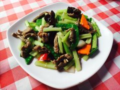 -龙桥私厨·姜花菊花过桥鱼·顺德菜(容桂店)