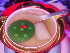 厚竹笙鸡汁炖莲蓬-上座·外滩源