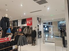 -优衣库(威海威高购物中心店)