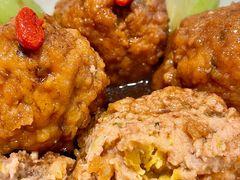 咸蛋狮子头-玖鲜小笼(中山广场店)