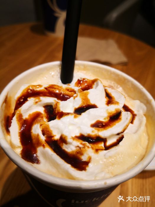 luckincoffee瑞幸咖啡(南开步行街店)冲绳黑糖拿铁图片