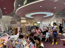 -奈尔宝·国风主题儿童乐园·亲子餐厅(豫园商城店)