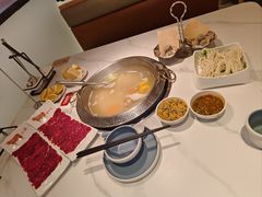 -左庭右院鲜牛肉火锅(环球港店)