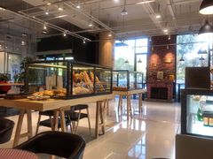 面包甜点陈列柜-熊叔熊婶面包房(团结湖店)